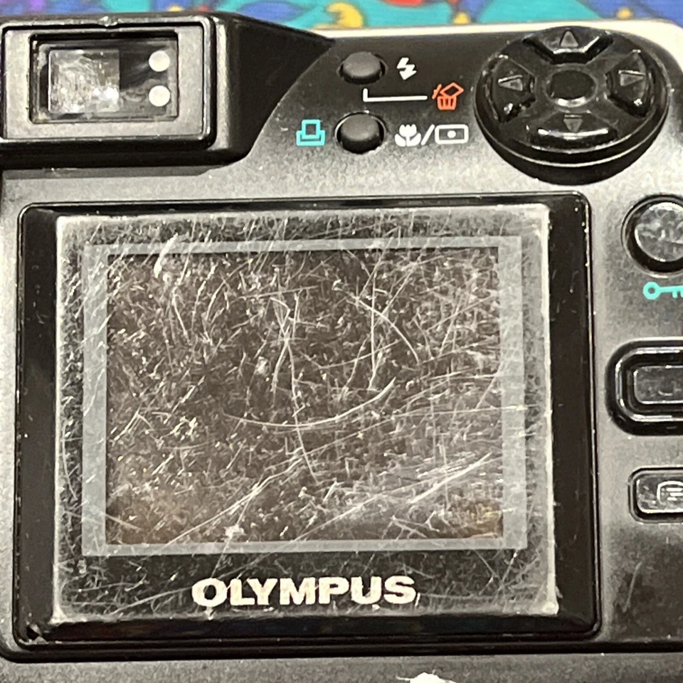 olympus camedia digital camera 2.1 Megapixel - Image 4 of 4