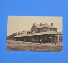 Scarce 1910s Southern Pacific Railroad Railway Depot Bakersfield CA Postcard!