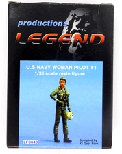 Legend Productions US Navy Woman Pilot #1 1:35 LF0043 Model Kit Flight Helmet