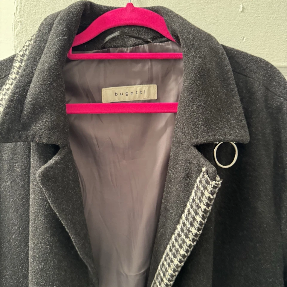 Bugatti Men’s Overcoat Retro Style Classic Pre-owned Good Condition Size xl - Image 4 of 4