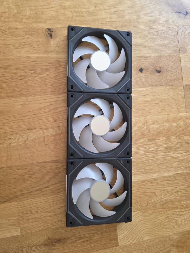 Lian Li Lian Li UNI FAN SL-INF - 120mm, schwarz PC-Gehäuse-Lüfter Schwarz (B ...