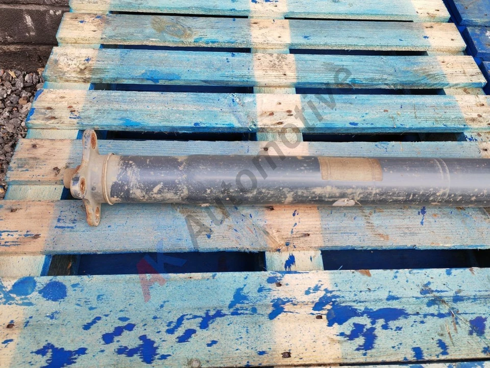 Iveco Daily 2014-2019 2 Piece Rear Propshaft Prop Shaft 6 Speed Manual - Image 2 of 4