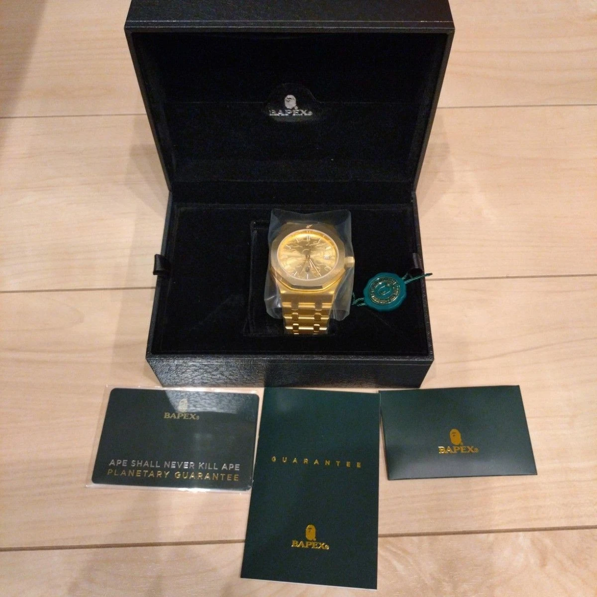 中古】A BATHING APE BAPEX ゴールド 1H30182016 クオーツ ア