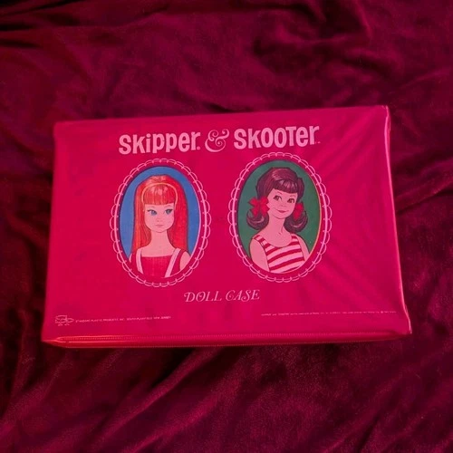 Mattel Skipper & Skooter Barbie Doll Case with Dolls, Outfits & Accessories