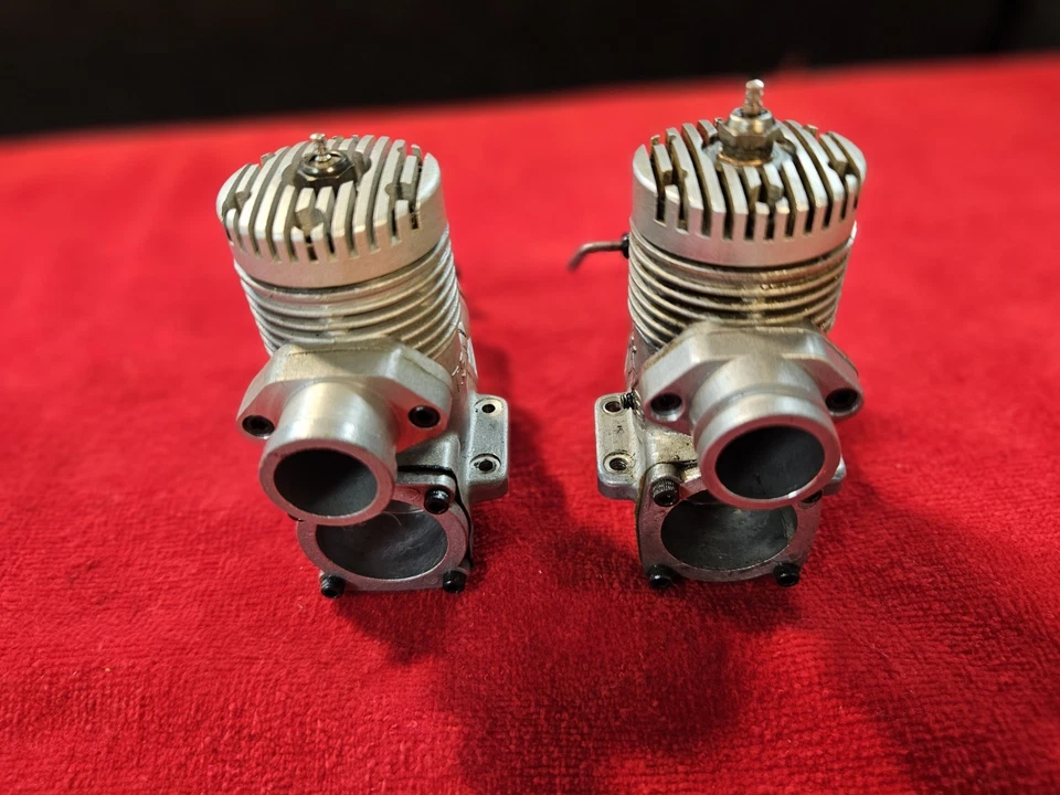 Two (2) 7.5 Rear Exhaust K&B Free Flight Model Airplane Engines - Image 3 of 4