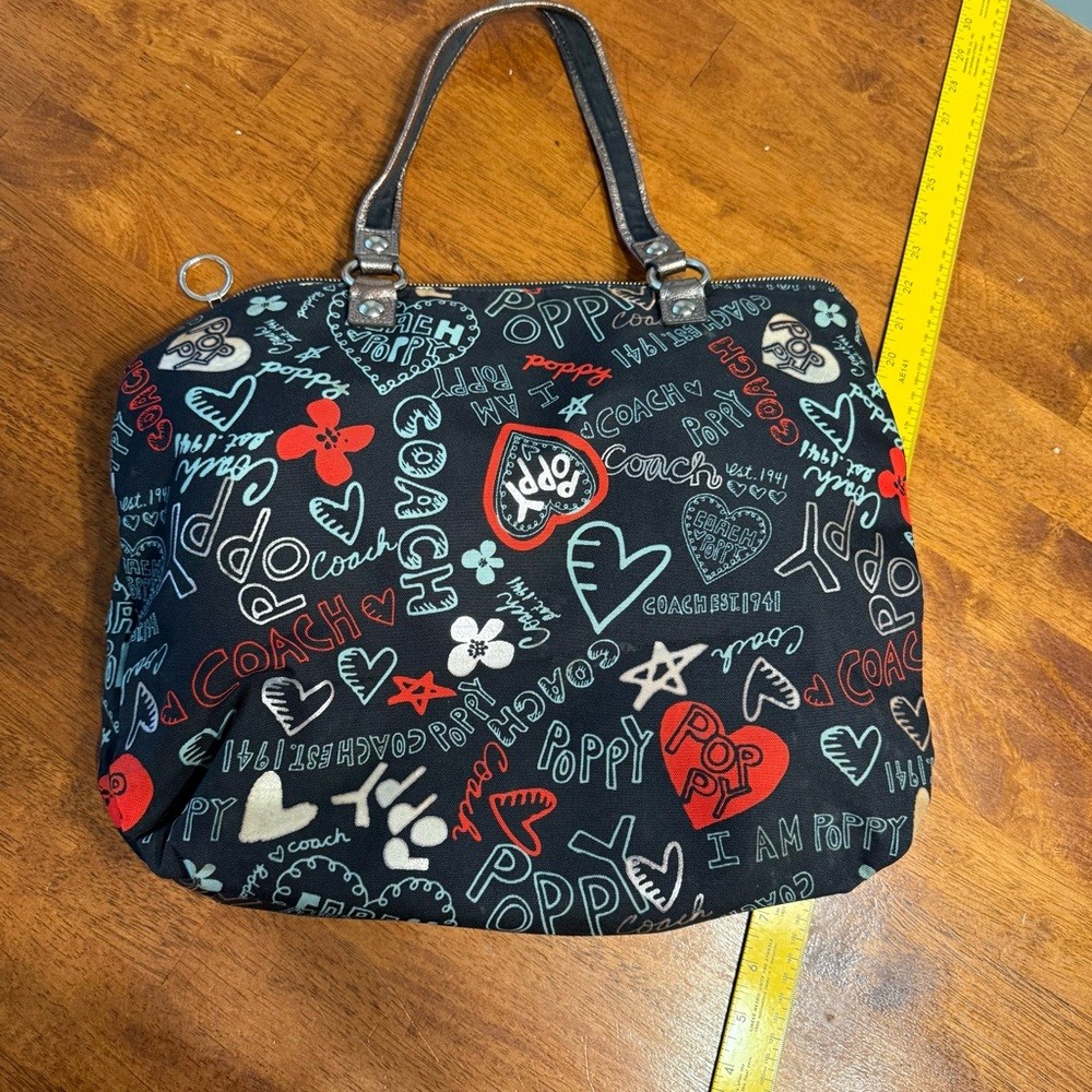 Coach Poppy large glam tote Black and Red Graphic graffiti heart Bag thumbnail 10