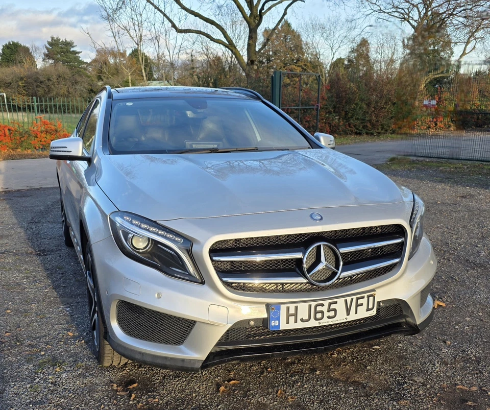 Mercedes Benz GLA 220 4 Magic AMG Line - Image 3 of 4