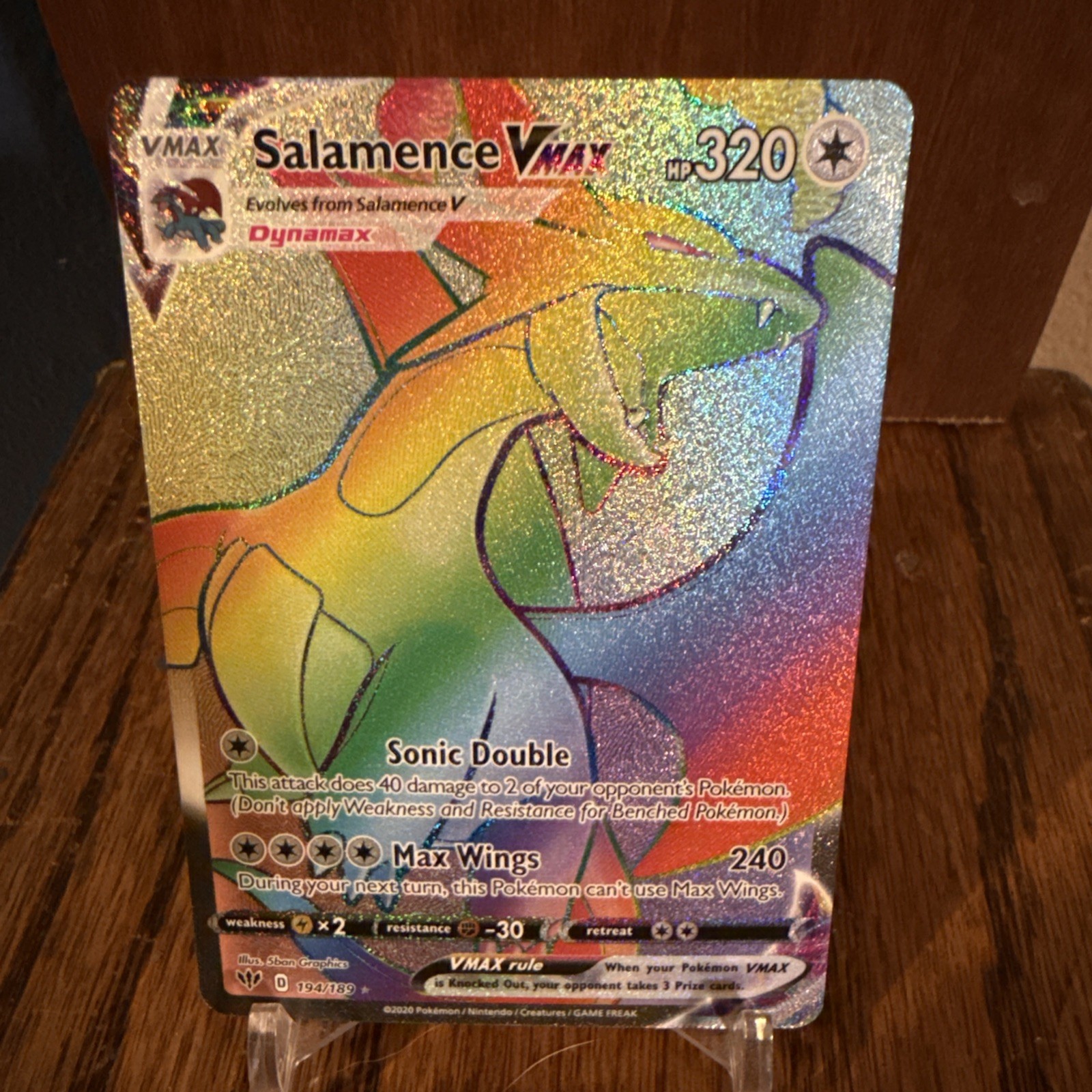 Salamence VMAX (Secret) 194/189 Secret Rare SWSH03: Darkness Ablaze NM Pokemon