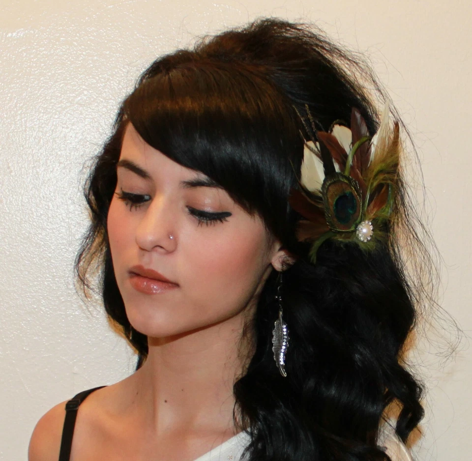 Fascinator Pluma Clip Marrón Oliva Verde Marfil Marrón Pavo Real Tocado de Novia Foto 2 de 4