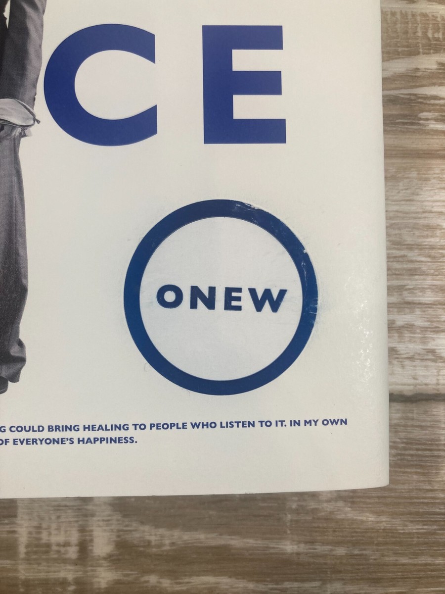 SHINee ONEW VOICE White ver. CD with Photo card The 1st Mini
