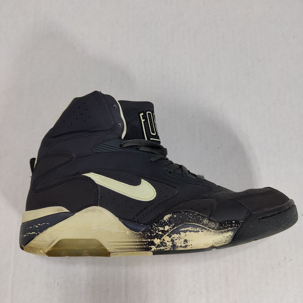 nike air force 180 mid glow in the dark