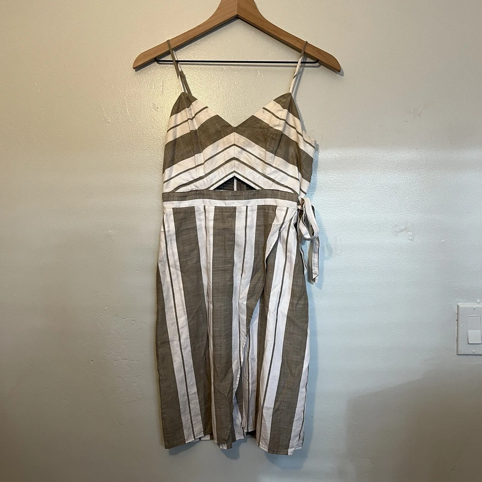 Vestido midi Express a rayas recortado imitación envoltura talla 4 algodón verde tropical costero Foto 2 de 4