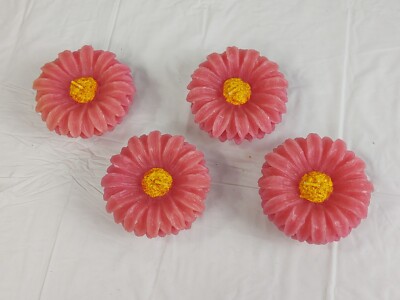 Lot Of 4 Pink Flower Floating Candles Yellow Center Home Decor Design Vintage 