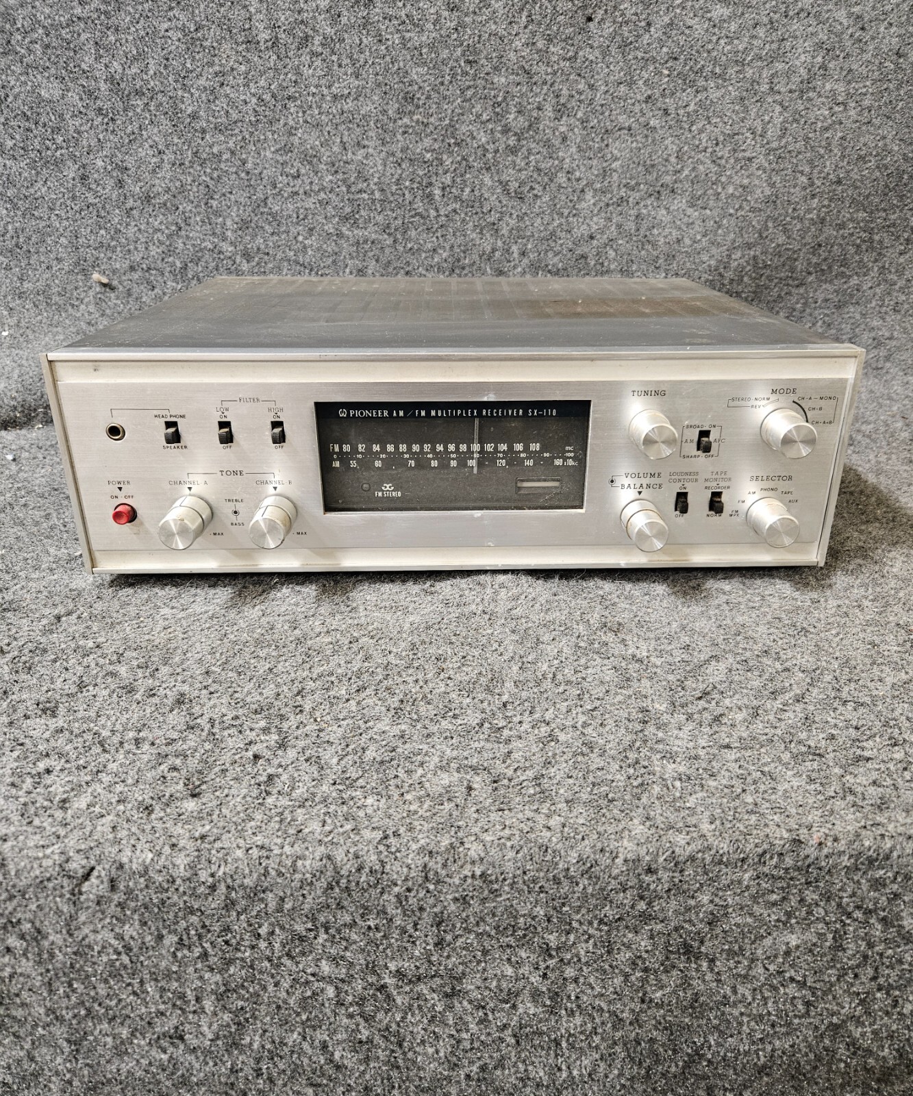 Pioneer SX-110 vintage audio equipment - eBay listing photo 1