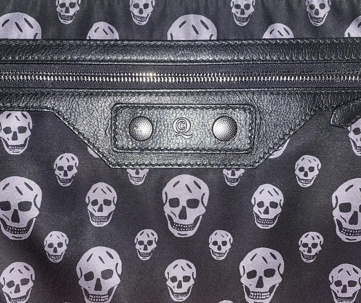 Alexander McQueen Skull-Print Laptop Sleeve