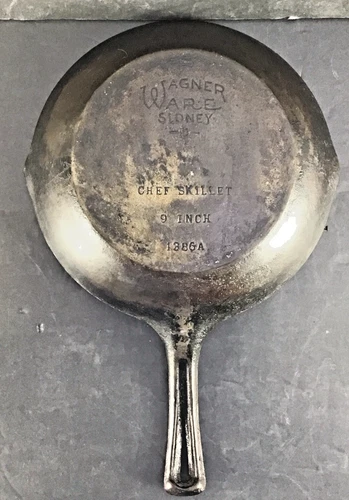 Vintage Wagner Ware Sidney 0 Cast Iron Chef Skillet 9” 1386A Thumb Print Handle