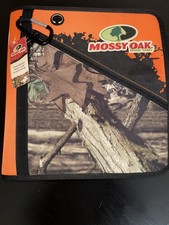 Mossy Oak Orange/Camo Zipper Binder  3   1.5  Rings.