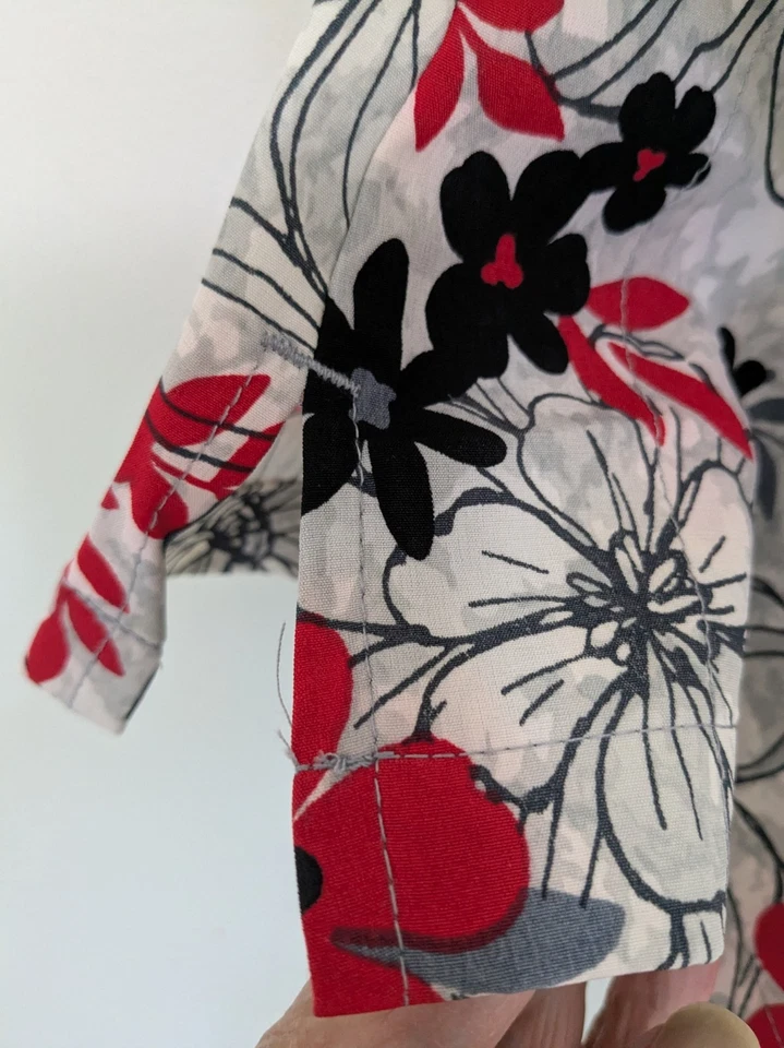 Urbane Modern Fit Scrub Top #9071, Sz.XL. Color~Multi, Tailored To Flatter!! NWT - Image 3 of 4