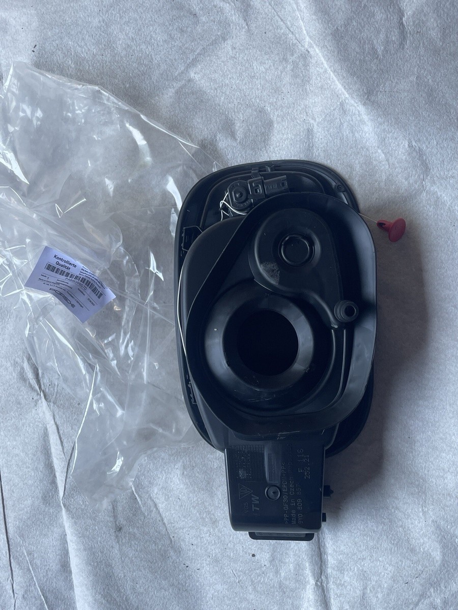 2019-2021 PORSCHE CAYENNE FUEL POCKET DOOR OEM 9Y0809857. A241 | eBay 