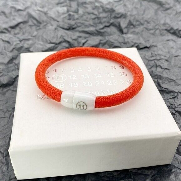 Maison Margiela MM6 Orange/ Red Stingray Bracelet in Box | eBay Maison Margiela MM6 Orange/ Red Stingray Bracelet in Box | eBay
