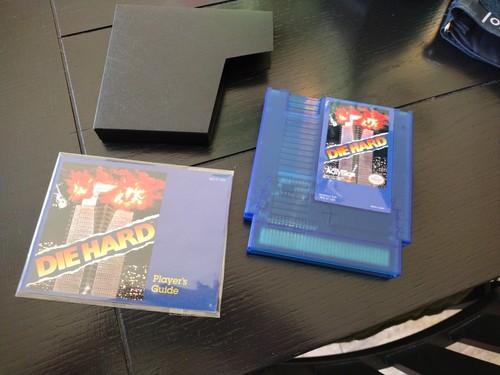 Die Hard Nintendo NES Official Manual Mint Flat Crisp Pages Collector + Cart - Picture 1 of 5