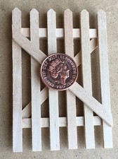 Maison de Poupées Naturel Finition en Bois Piquet Portail 1:12 Miniature DIY213