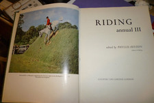 Libro anual de 3 caballos Phyllis Hinton Country Life Ltd 1965 Reino Unido en inglés