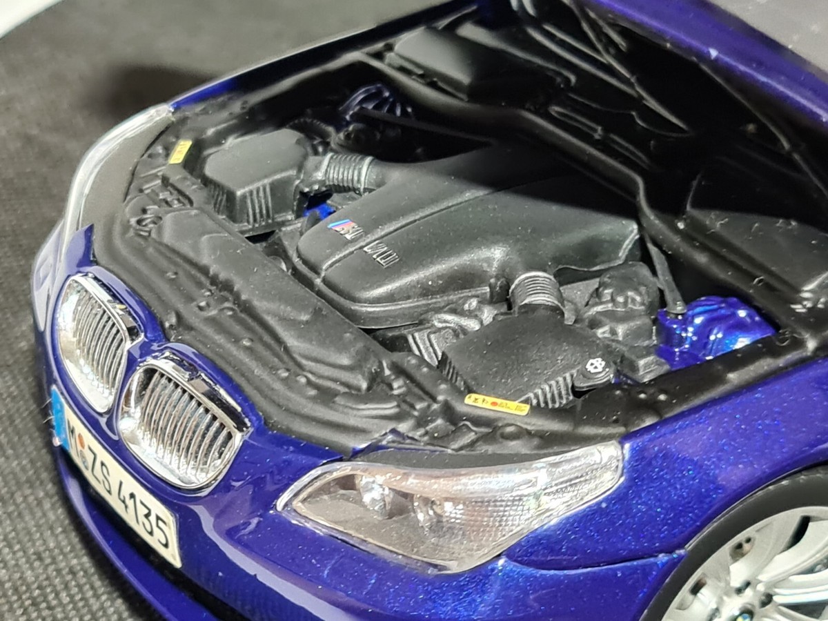 BMW M5 E60 Kyosho Dealer 1/18 (No Autoart Minichamps Norev
