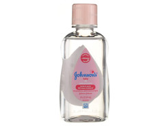 Johnson's Baby Oil, Pure Mineral Oil to Prevent Moisture Loss, Hypoallergenic...