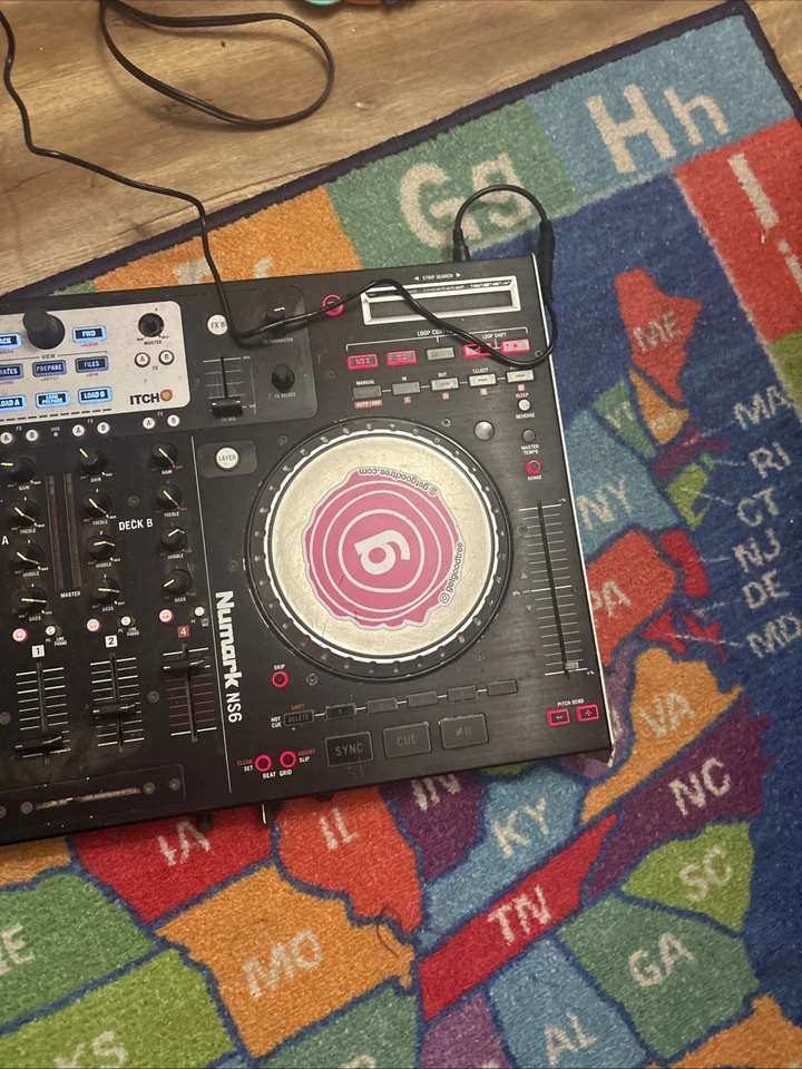Numark NS6 4 Channel DJ Controller Tested And works great - Image 4 of 4