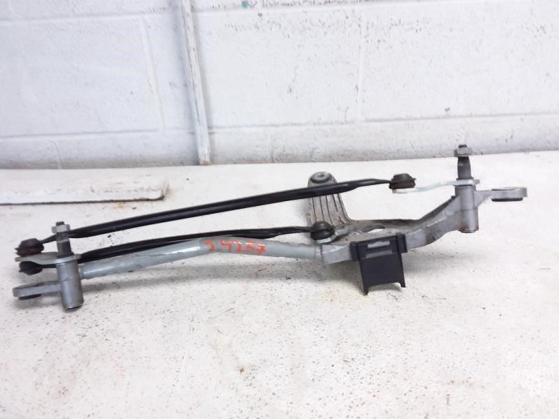 2020 MASERATI GHIBLI OEM Wiper Transmission 1010549