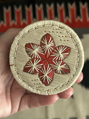 Vintage Native North American ODAWA Porcupine Quill Birch Bark Round Box Star