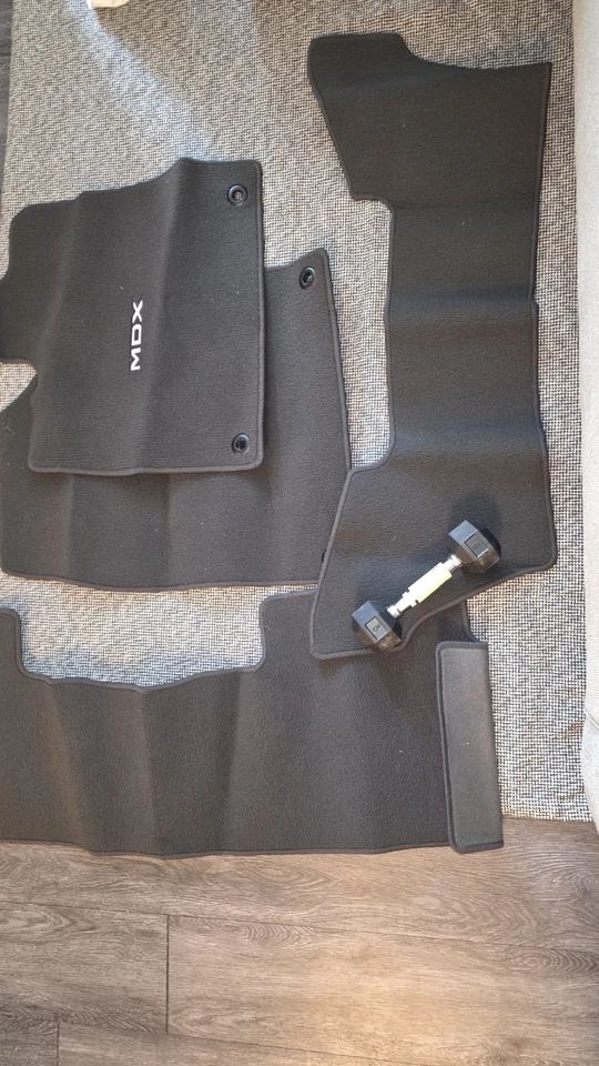 Alfombrillas Acura MDX (modelo 2019) - originales OEM - paquete abierto pero nunca usadas Foto 4 de 4