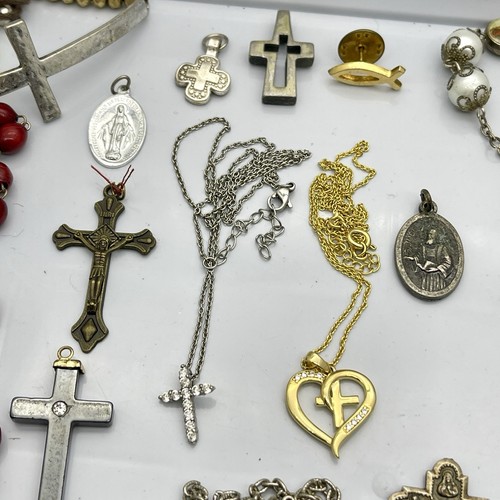 33 pc Catholic Religious Jewelry Lot—Crosses Medals Rosary Pendants Pins - Picture 6 of 10