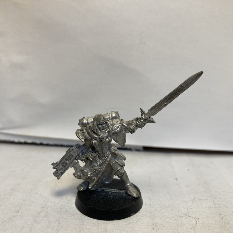 Warhammer 40K Sisters of Battle Metal Superior w power sword Adepta Sororitas