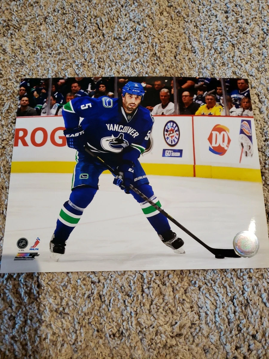 Canucks fan cheap shop