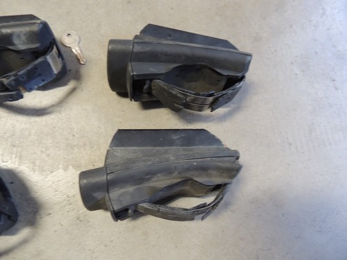 Set of 4 Thule 450 Crossroads Towers For SquareBars w/ Lock Cores and Key - Picture 5 of 10