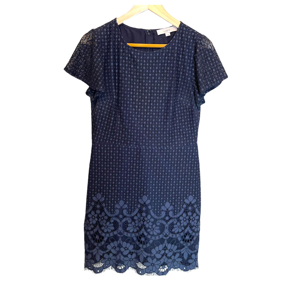 LOFT ($98) Sz 4 Loft Navy Lace Short Sleeve Eyelet Dress