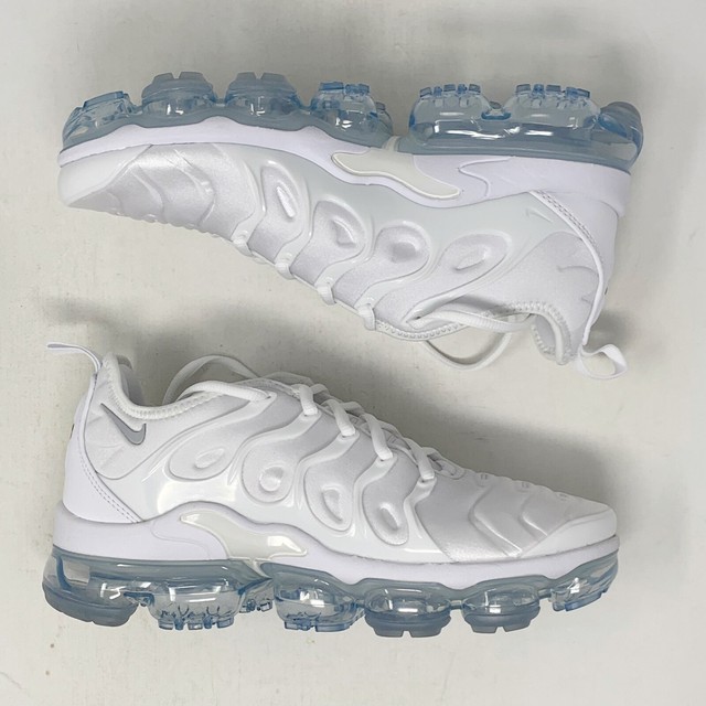 white vapormax size 6