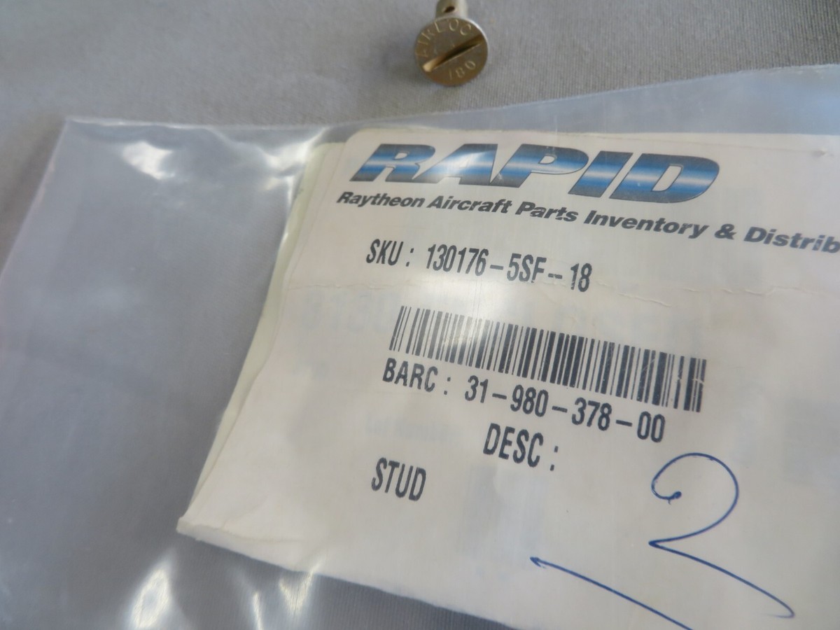vintage an・an no.29 Beechcraft Aircraft Stud P/N 130176-5SF-18 (SMA) Surplus for sale