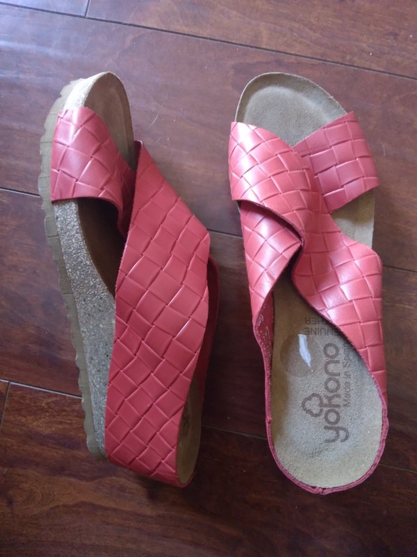 NEW! WOMENS YOKONO RED CORAL WOVEN LEATHER WEDGE SLIP ON SANDALS SIZE 9.5