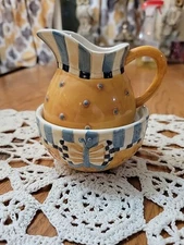 Vntg  Debbie Mumm Sakura Stackable Sugarbowl & Creamer Butterfly W/ Raised Dots.