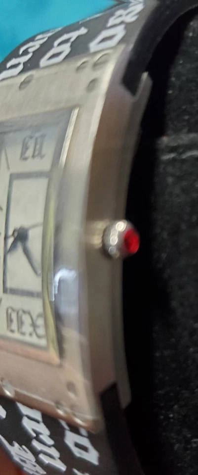 L.A.M.B. Gwen Stefani новый 1-е издание часы часы винтажный 2006 Y2K новый в коробке РЕДКАЯ!!️ - Изображение 4 из 4