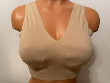 NWT True Co Everybody V-Neck Removable Pads Wire Free Bra Beige Size Small