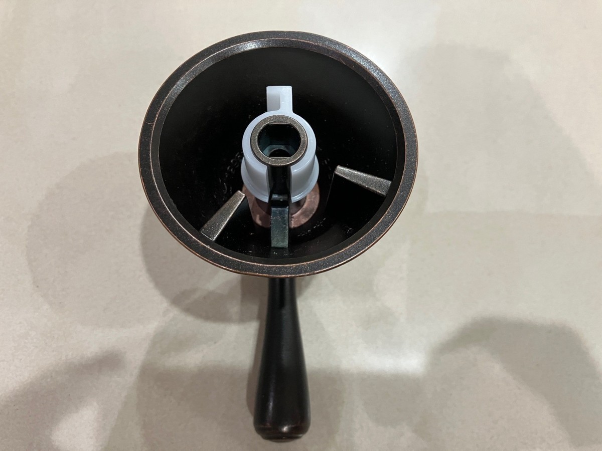NEW GENUINE Moen 114344ORB/114344 Kingsley Moentrol Single Handle