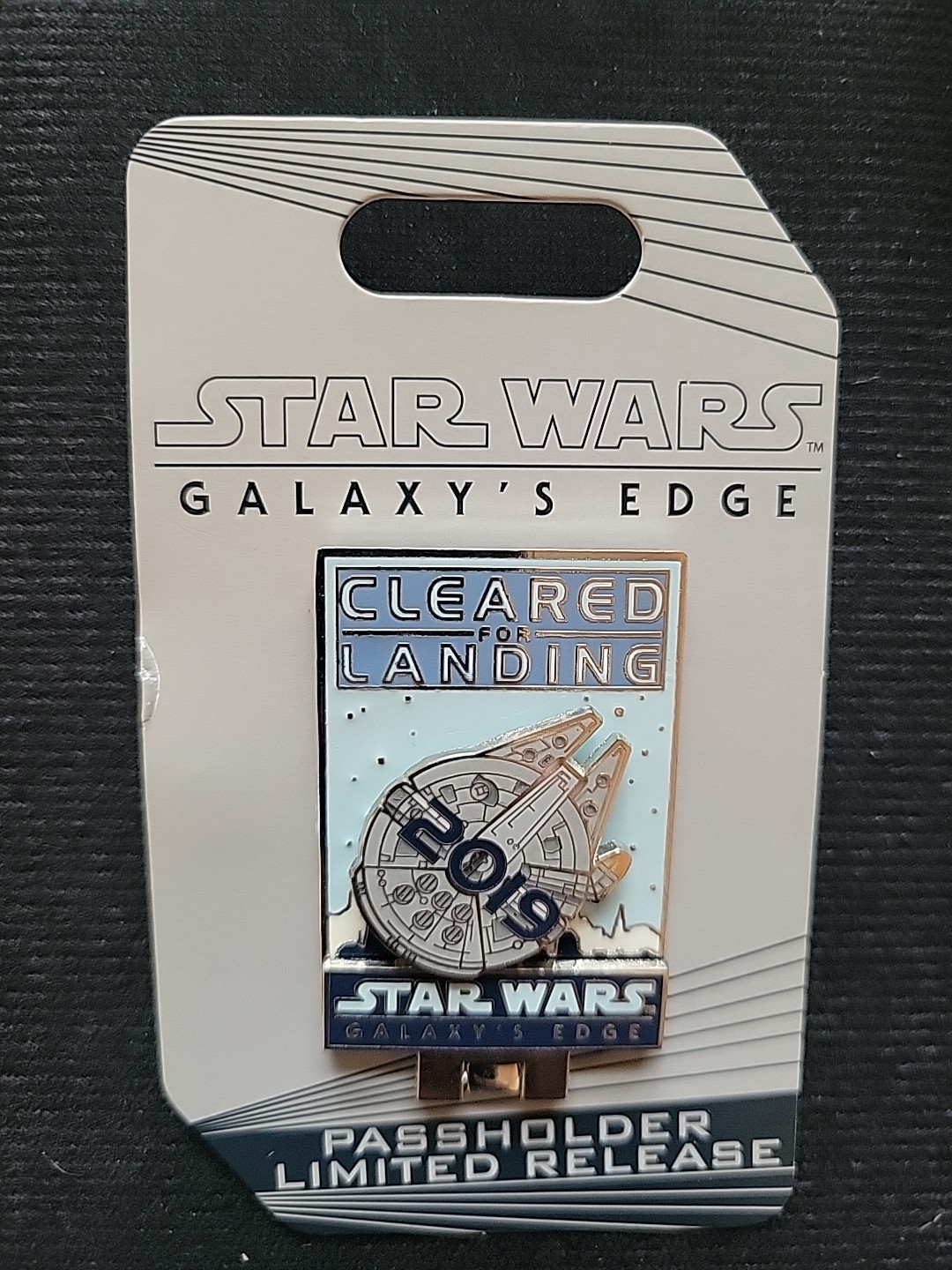 Galaxy's Edge Annual Passholder 2019 Cleared for Landing Disney Pin