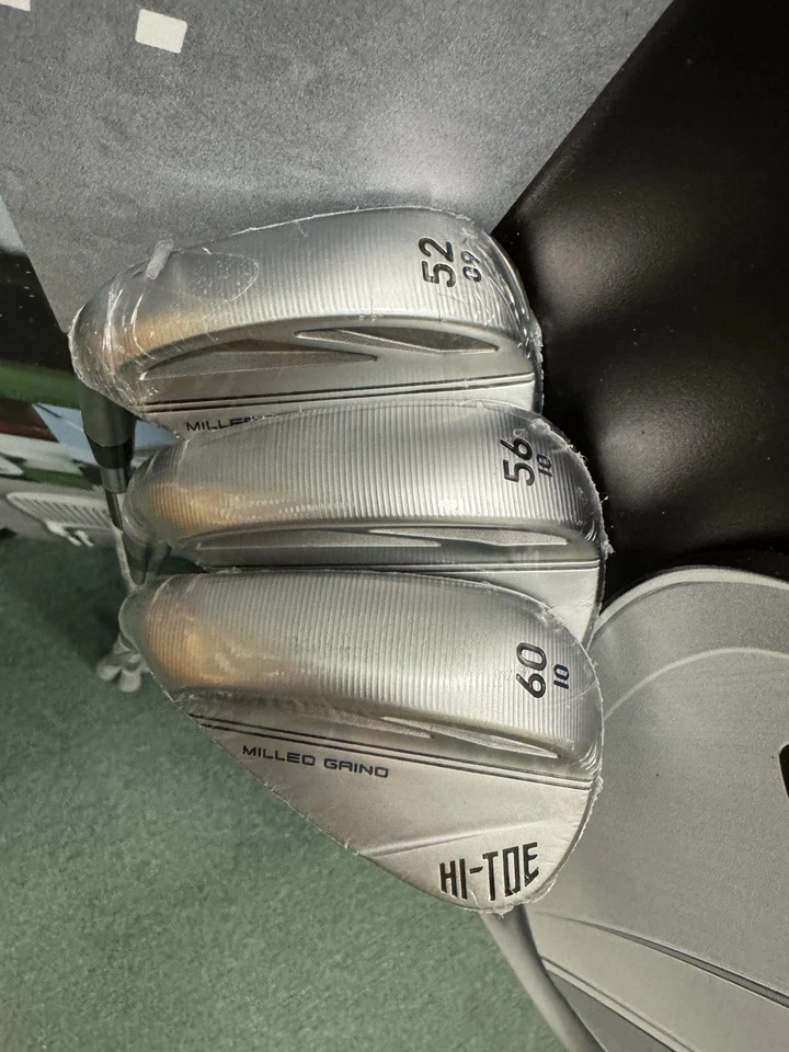 Left Handed TaylorMade Hi Toe 3  52*, 56* & 60* Wedge Set- Satin Chrome - Image 4 of 4