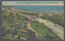 LINCOLN PARK SHOWING NORTH AVENUE DRIVES IN FOREGROUND CHICAGO Linen Postcard