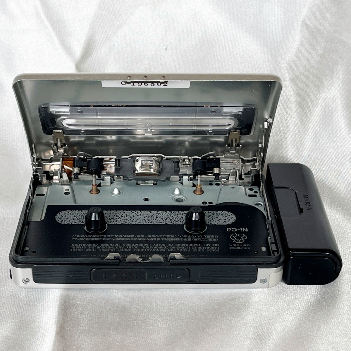 SONY WM-EX600 2000 w/Accessories Walkman Cassette Player