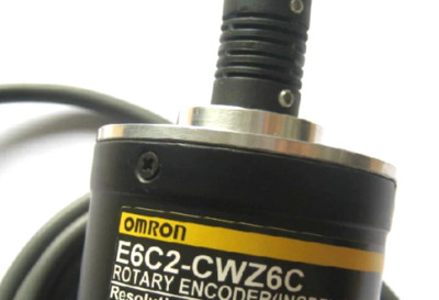 NEW Omron E6C2-CWZ6C 2048P/R Incremental Rotary Encoder